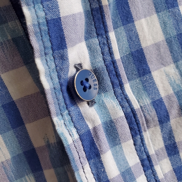 GUESS Los Angeles Western Slim Fit Button Down Mens XL - Picture 2 of 7